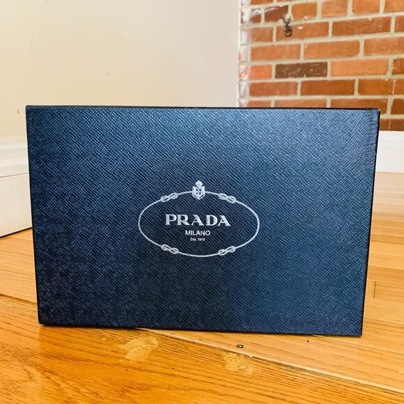 PRADA Black Patent Leather Heels With Maroon Bow, Size 41 US 11 - Picture 14 of 16